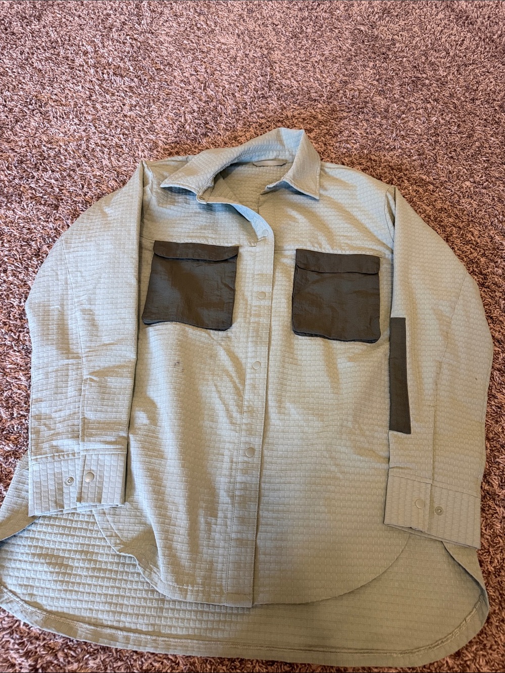 Lululemon hiking Quilted Shirt Jacket with Contrast Pockets - Light Gray